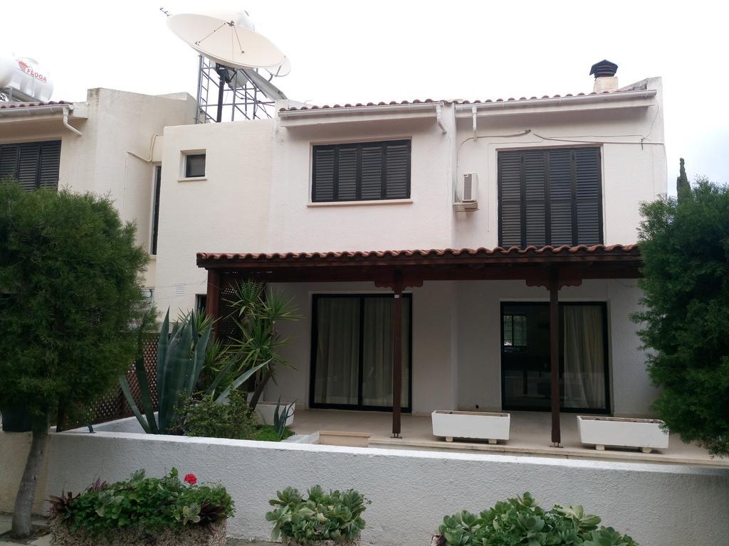 Miltos Beach House Larnaca Exteriör bild